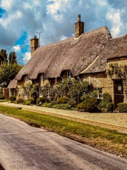 Old Oxford Thatching - S L Davis Photography